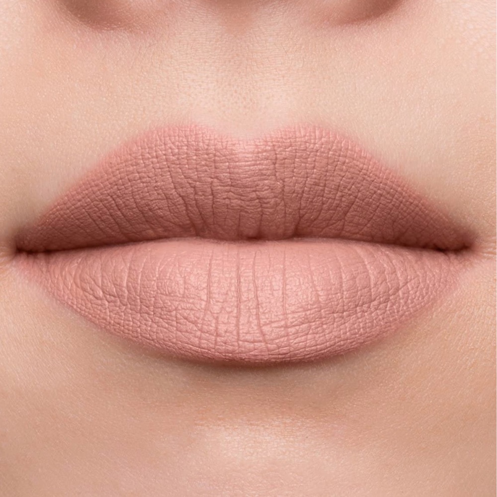 Jeffree Star Liquid Velour Lipstick Mannequin
